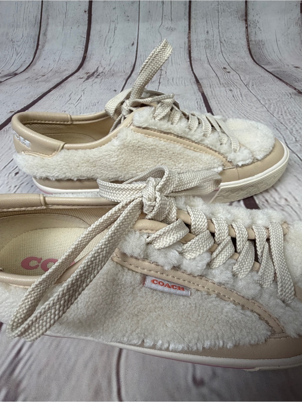 COACH New Citysole beige shearling lace-up platform sneakers NWT, size 6 - Picture 11 of 15